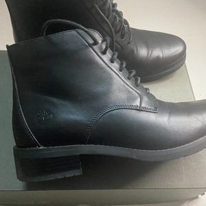 Timberland Mont Chevalier Mid Lace Up Black Leather Boots - Women's size 9